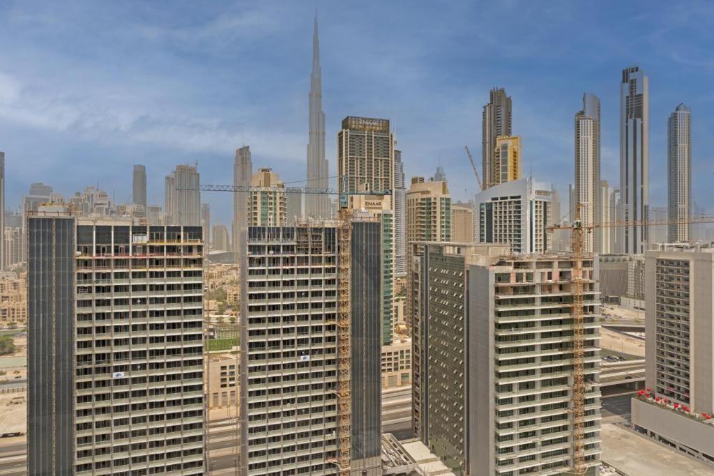 Fantastic One Bedroom Apartment With Burj-Khalifa View ดูไบ ภายนอก รูปภาพ